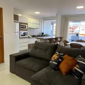 Com Piscina Balneário Camboriú